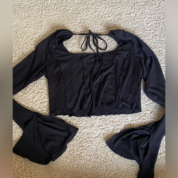 Woman’s medium-large clothing bundle - Picture 10 of 10